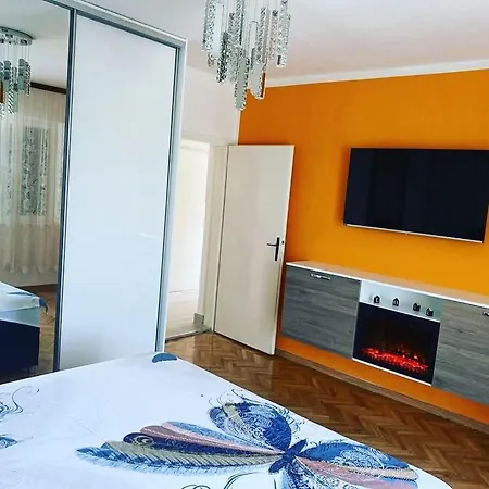 51 Daire Gornji Karin