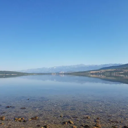 51 Daire Gornji Karin