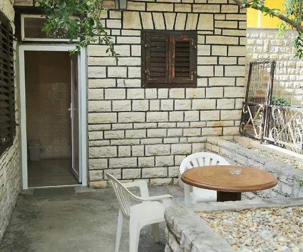 51 Lägenhet Gornji Karin