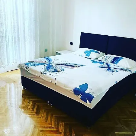 51 * Gornji Karin