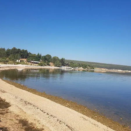 51 * Gornji Karin