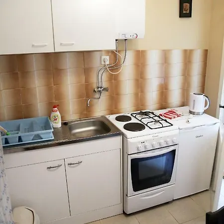51 Apartment *
